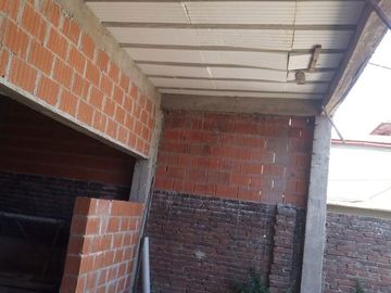 Terreno en Villa Fox con proyecto en construccion