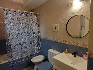 Casa Triplex 4 ambientes  con pileta Curapaligue 550 Parque Chacabuco Caba