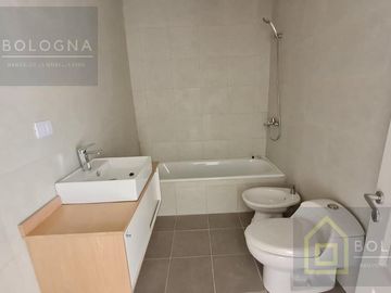 Casa al lago en Puertos del Lago Escobar  Araucarias