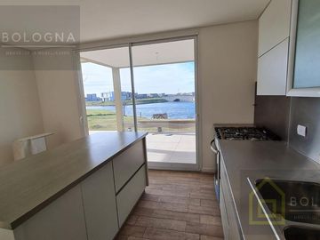 Casa al lago en Puertos del Lago Escobar  Araucarias