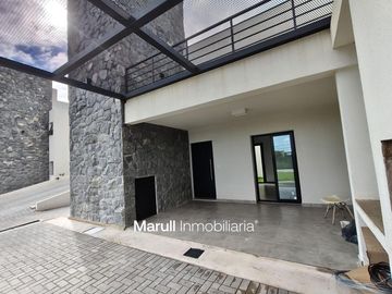Duplex de 2 Dormitorios en Cuesta Colorada