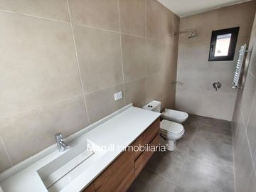 Duplex de 2 Dormitorios en Cuesta Colorada