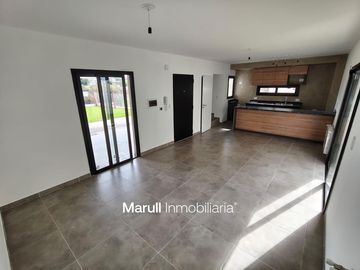 Duplex de 2 Dormitorios en Cuesta Colorada