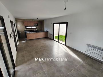 Duplex de 2 Dormitorios en Cuesta Colorada