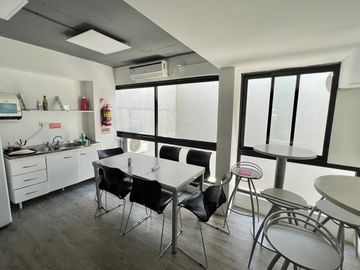 Local en venta en Nuñez de 413 m2 totales - Nuevo precio!