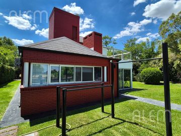 Casa en Venta en Ezeiza | El Ombu