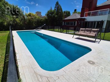 Casa en Venta en Ezeiza | El Ombu