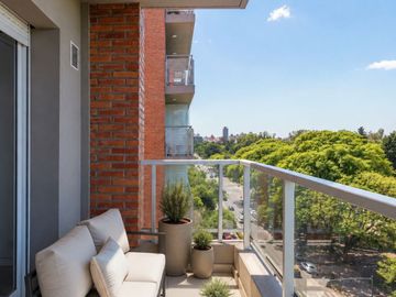 Departamento en venta de 2 dormitorios, en Pellegrini al 2600, barrio Lourdes, Rosario.