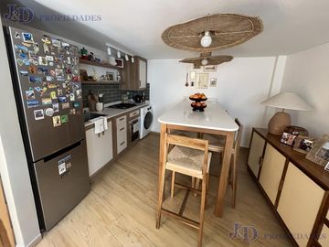 IMPECABLE Y RELUCIENTE PH DE 3 AMBIENTES EN PALERMO