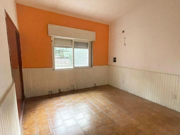 Casa quinta en Venta. 3 ambientes. Sup. de 1.523 m2 totales. Zárate