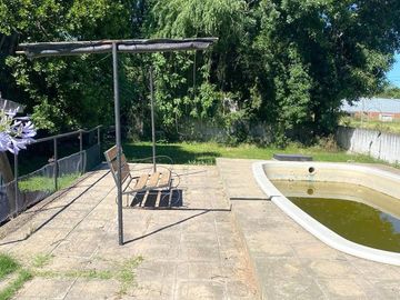 Casa quinta en Venta. 3 ambientes. Sup. de 1.523 m2 totales. Zárate