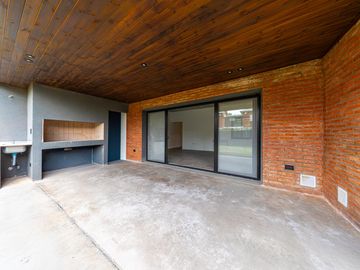 Casa en venta de 3 dormitorios en Aldea Fisherton