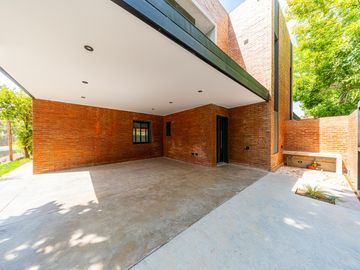 Casa en venta de 3 dormitorios en Aldea Fisherton