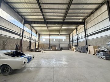 Deposito de 735 m2 en Alquiler - Benavidez