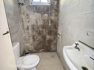 Deposito de 735 m2 en Alquiler - Benavidez