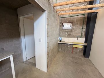 Deposito de 735 m2 en Alquiler - Benavidez