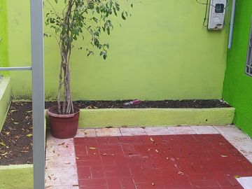 PROPIEDAD   PATIO AMPLIO LINEA 7 METRO FUTURA  SOLO CONTADO