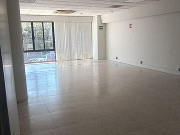 Oficina en Renta en av. La Paz