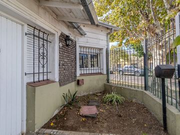 Venta Casa de 3 ambientes-Lanus Oeste