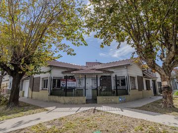 Venta Casa de 3 ambientes-Lanus Oeste