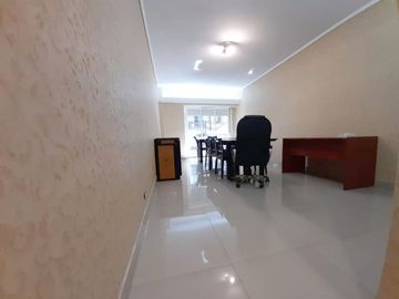 Venta Depto 4 ambientes patio y balcón Balvanera