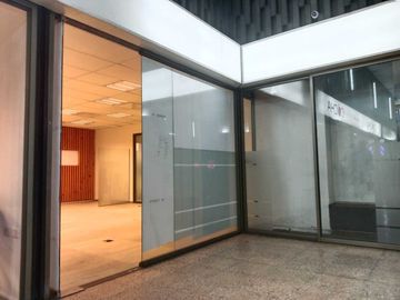 Local comercial en arriendo  en SANTIAGO