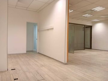 Local comercial en arriendo  en SANTIAGO