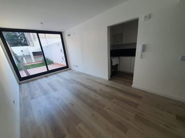 VENTA DEPTO 2 AMB DUPLEX-JARD-PARR-PIL-CHACARITA