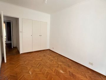 Dpto de 2 dorm. +comodín con quincho y parrilla