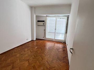 Dpto de 2 dorm. +comodín con quincho y parrilla