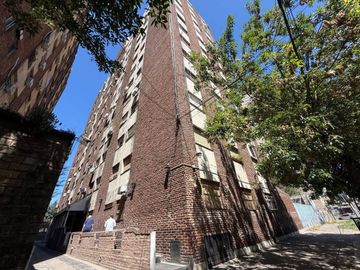 Depto 4 amb en venta c/cochera en Gerli