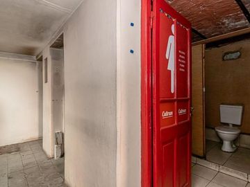 Alquiler de local comercial 222 m2 en planta baja   primer piso en VILLA URQUIZA | APTO TODO DESTINO