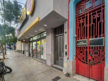 Alquiler de local comercial 222 m2 en planta baja   primer piso en VILLA URQUIZA | APTO TODO DESTINO