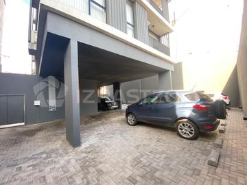 Venta moderno departamento 2 amb c/balcon, detalles Categoria  - zona comercial Olivos