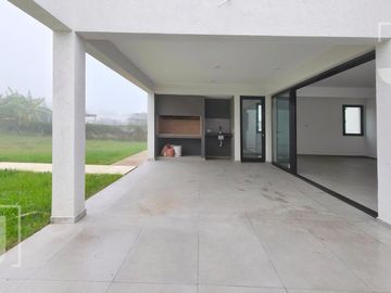 Casa en Venta | San Sebastián Área 1 | 3 Dormitorios | Pileta | A Estrenar