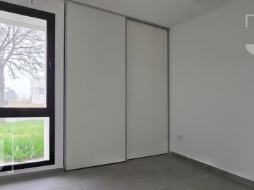 Casa en Venta | San Sebastián Área 1 | 3 Dormitorios | Pileta | A Estrenar