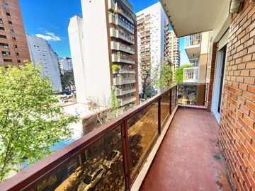 Departamento en alquiler 5 ambientes con cochera Solo uso comercial
