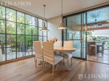 Casa con 4 dormitorios en venta y/o alquiler en Barbarita