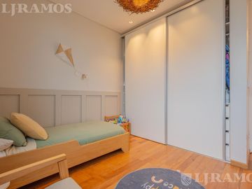 Casa con 4 dormitorios en venta y/o alquiler en Barbarita