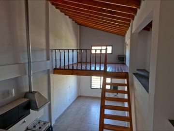 Venta en block de Local comercial y departamentos en Ciudad Evita - Inversion para renta