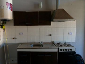 Venta en block de Local comercial y departamentos en Ciudad Evita - Inversion para renta