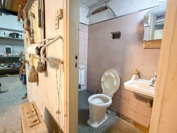 VENTA CASA 3 AMB + LOCAL AVELLANEDA