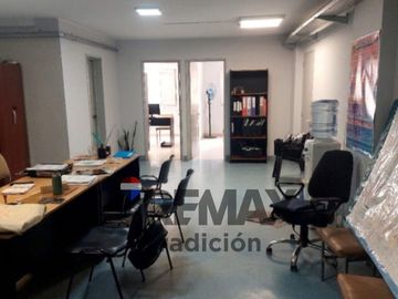 Venta Bloque de Oficinas c/ Cochera. Macrocentro