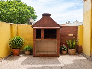 Departamento en venta, 3 ambientes en Munro, con parrilla