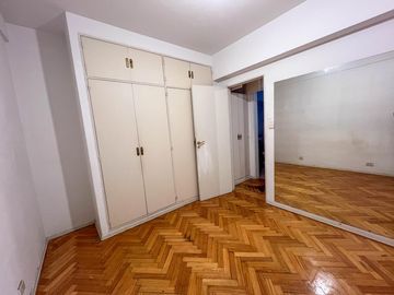 Departamento de 2 Ambientes Av. Directorio - Flores