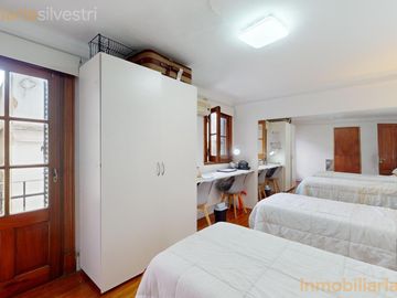 CASONA EN VENTA EN EL BARRIO DE FLORES