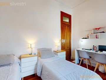 CASONA EN VENTA EN EL BARRIO DE FLORES