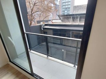 Monoambiente a la venta a estrenar. 3 de Febrero 1400. Amenities.