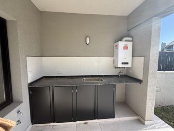 Departamento en Canning (E. Echeverria)