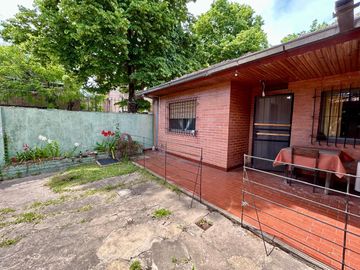 Casa Venta 4 amb - Lote propio c / cochera, patio y lavadero  jardin- Beccar - San Isidro